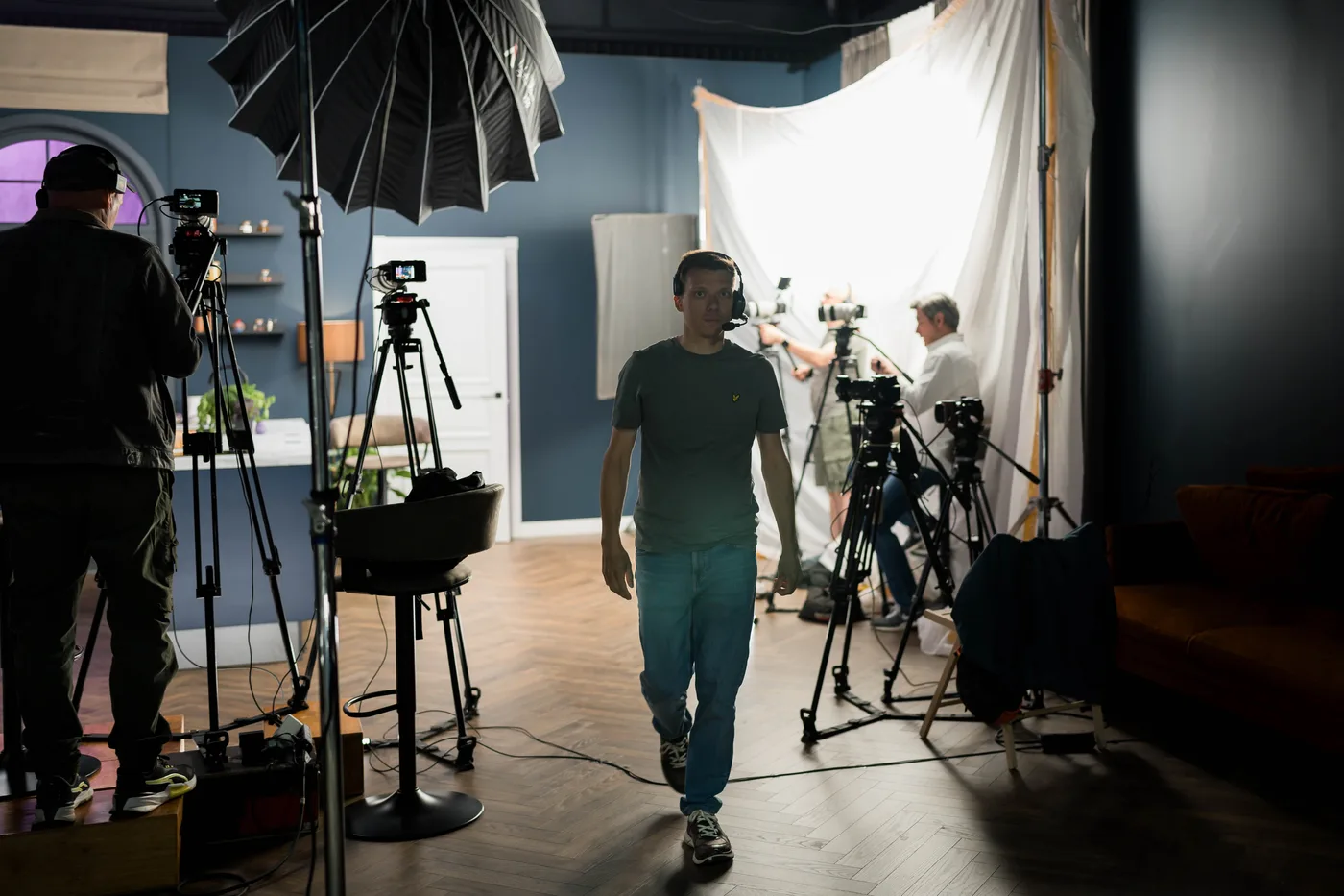 Команда LOCATION за роботою — бекстейдж зйомки